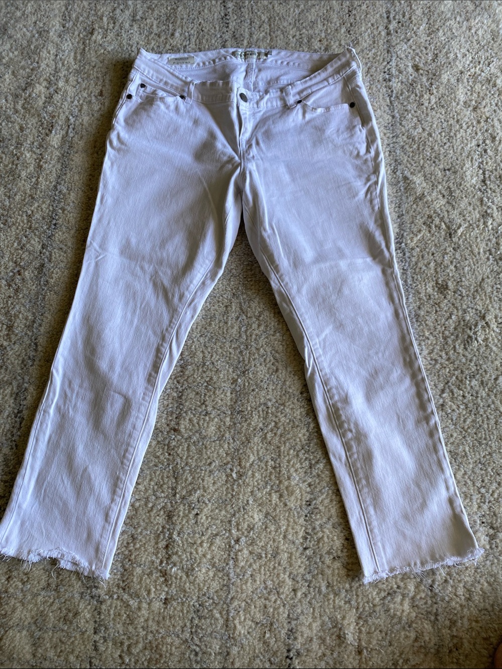 torrid White Ankle Crop Raw Hem Jeans